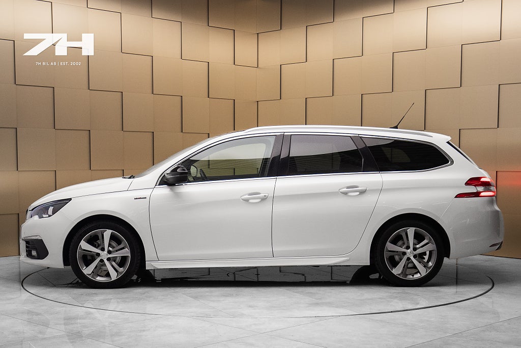 Peugeot 308 sw 1.2 PureTech 130 EAT GT-Line / Pano / Massage / Kamera