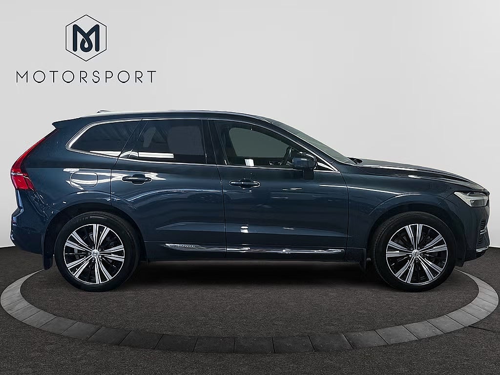 Volvo XC60 Recharge T6 AWD Ultimate Bright Head-up DRAG H/K Pano bild 3