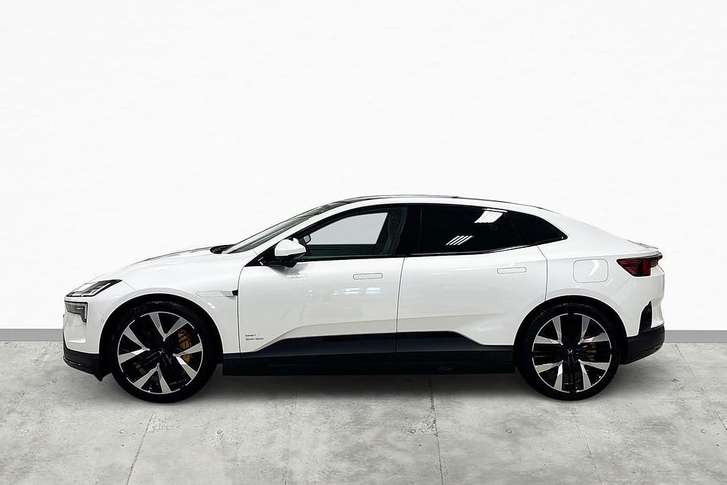 Polestar 4 Long range Dual motor Plus Pilot Performance 