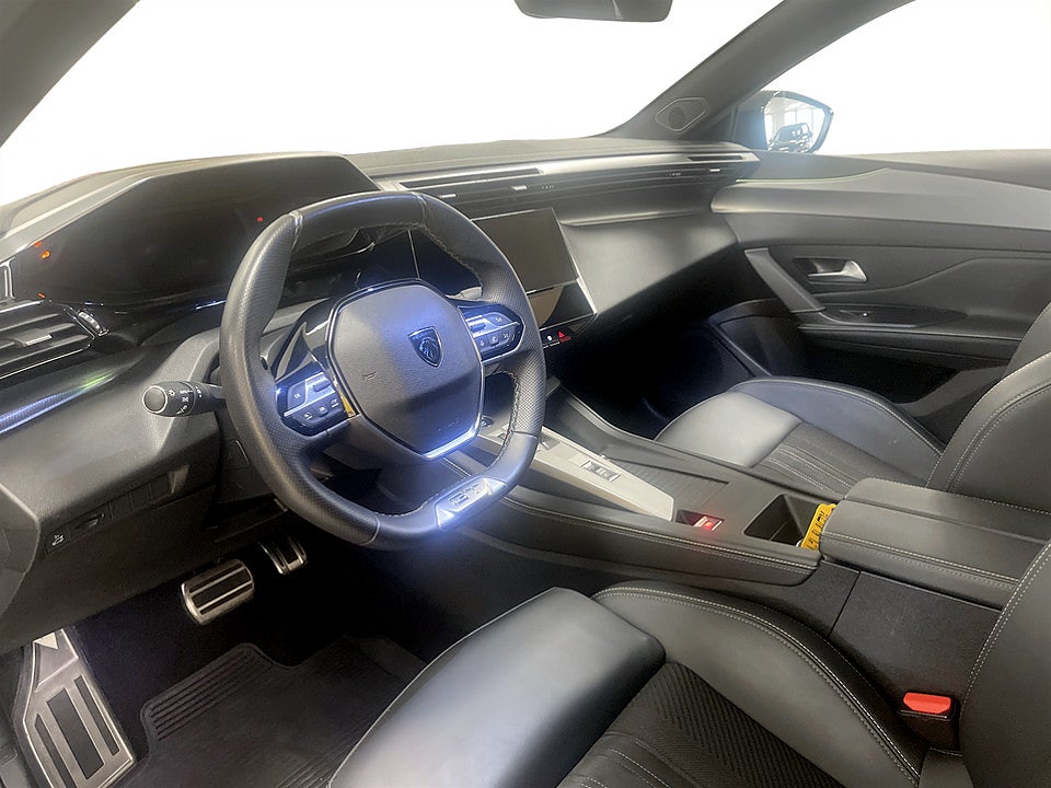 Bild på Peugeot 408 GT 1.2 PT 130hk Aut B-KAMERA ELSTOL