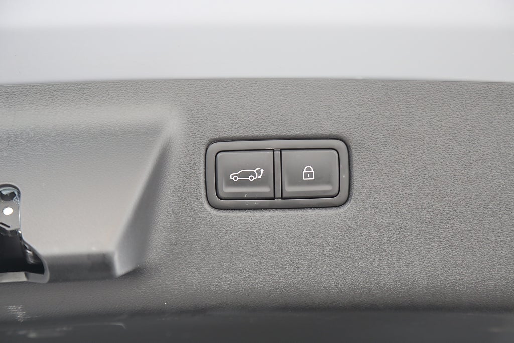 Hyundai Santa Fe PHEV 4WD 252HK Calligraphy Line 7-sits 2025