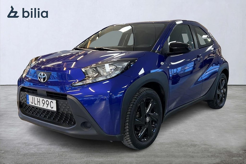 Toyota Aygo X 1.0 M5 Play Vhjul Nyservad Backkamera Garanti