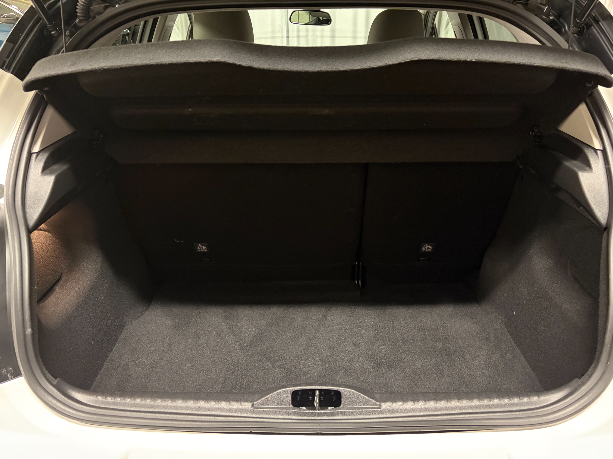 Citroen C3 Shine PureTech 82 2023, kuva 5/36