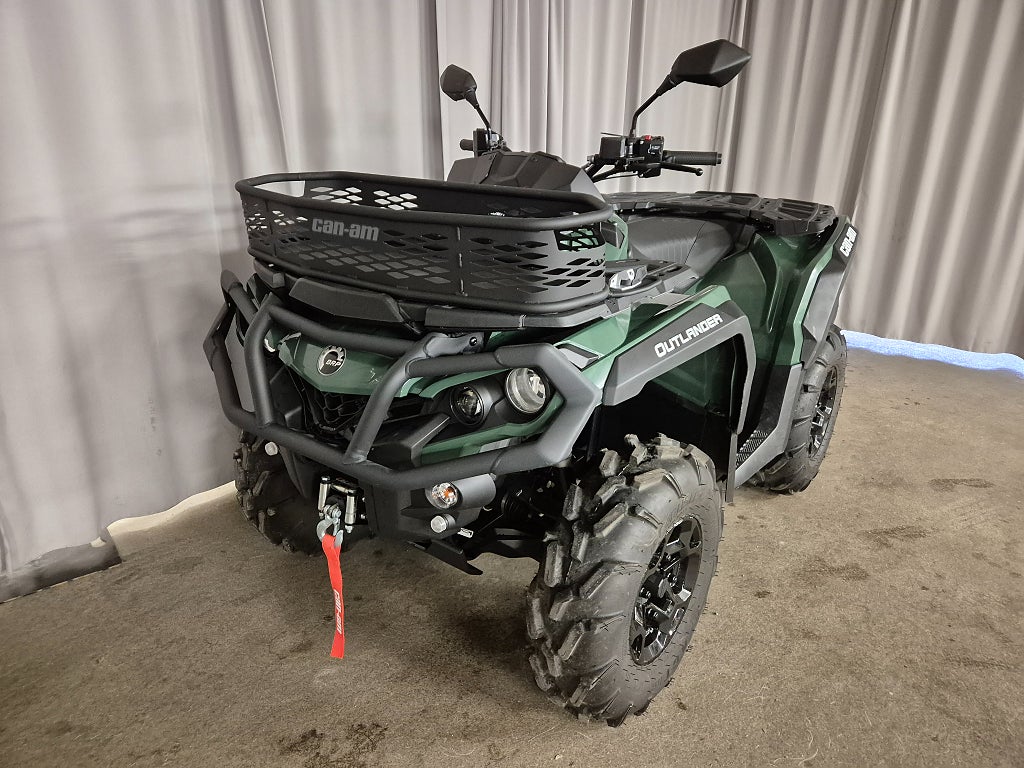BRP Can-Am Outlander 570 XU+ Servo Drag 155 mil / 74 h Traktor B Mom