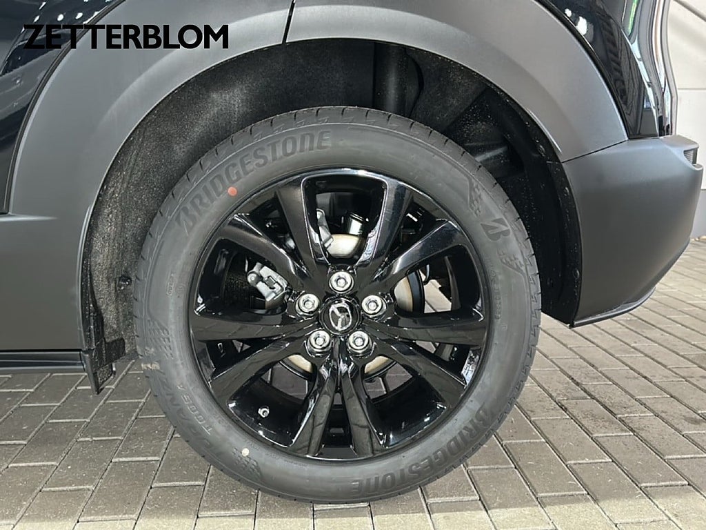 SUV Mazda CX-30 12 av 20