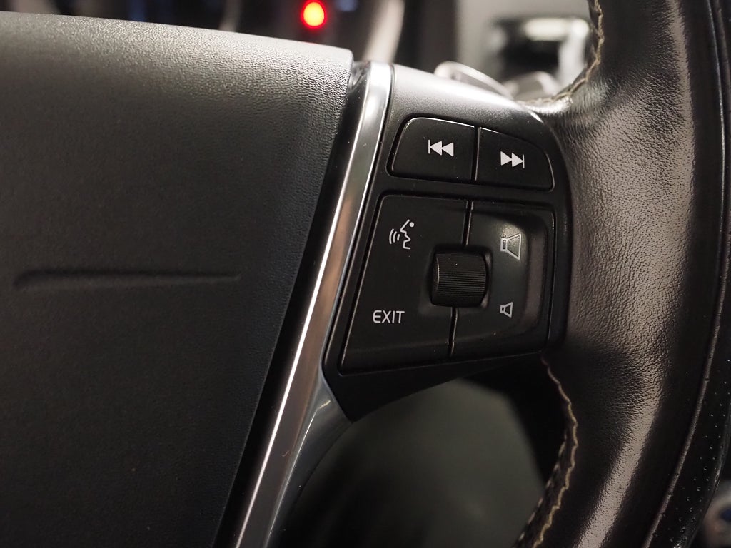 Volvo S60 D4 190hk R-Design BE Pro Taklucka|Kamera|H/K|Drag 2016