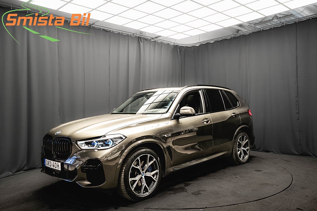BMW X5 xDrive45e M Sport PANO SKY LASER LUFT DRAG H/K HUD MOMS