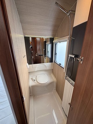 Husvagn, 1-axl Adria Astella 553 PH 10 av 21