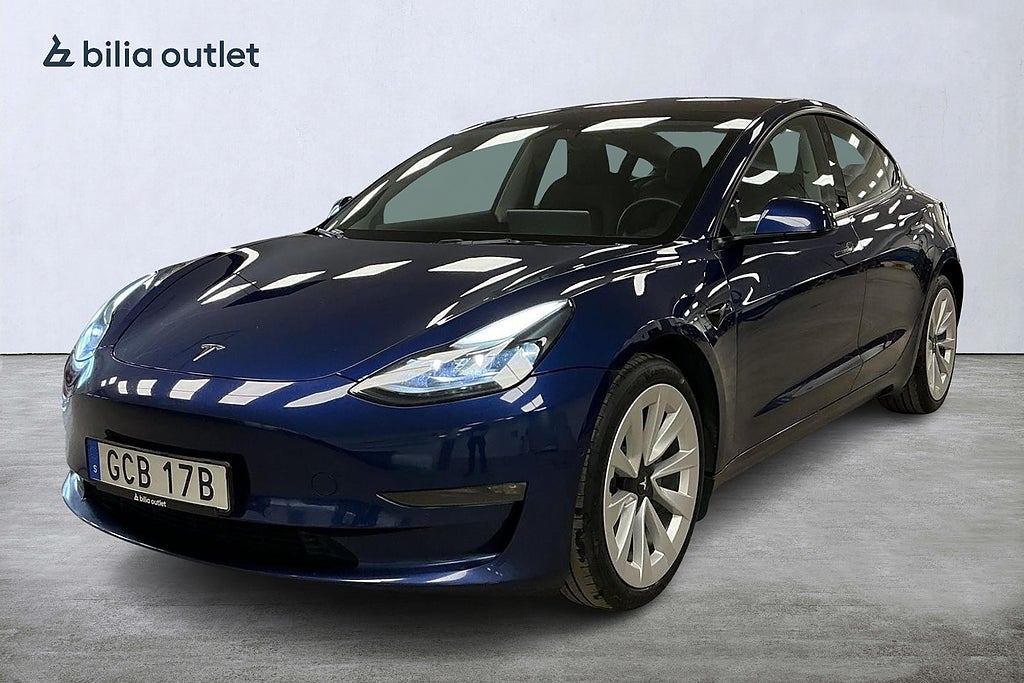 Tesla Model 3 Long Range AWD Panoramaglas 360°kam Skinn