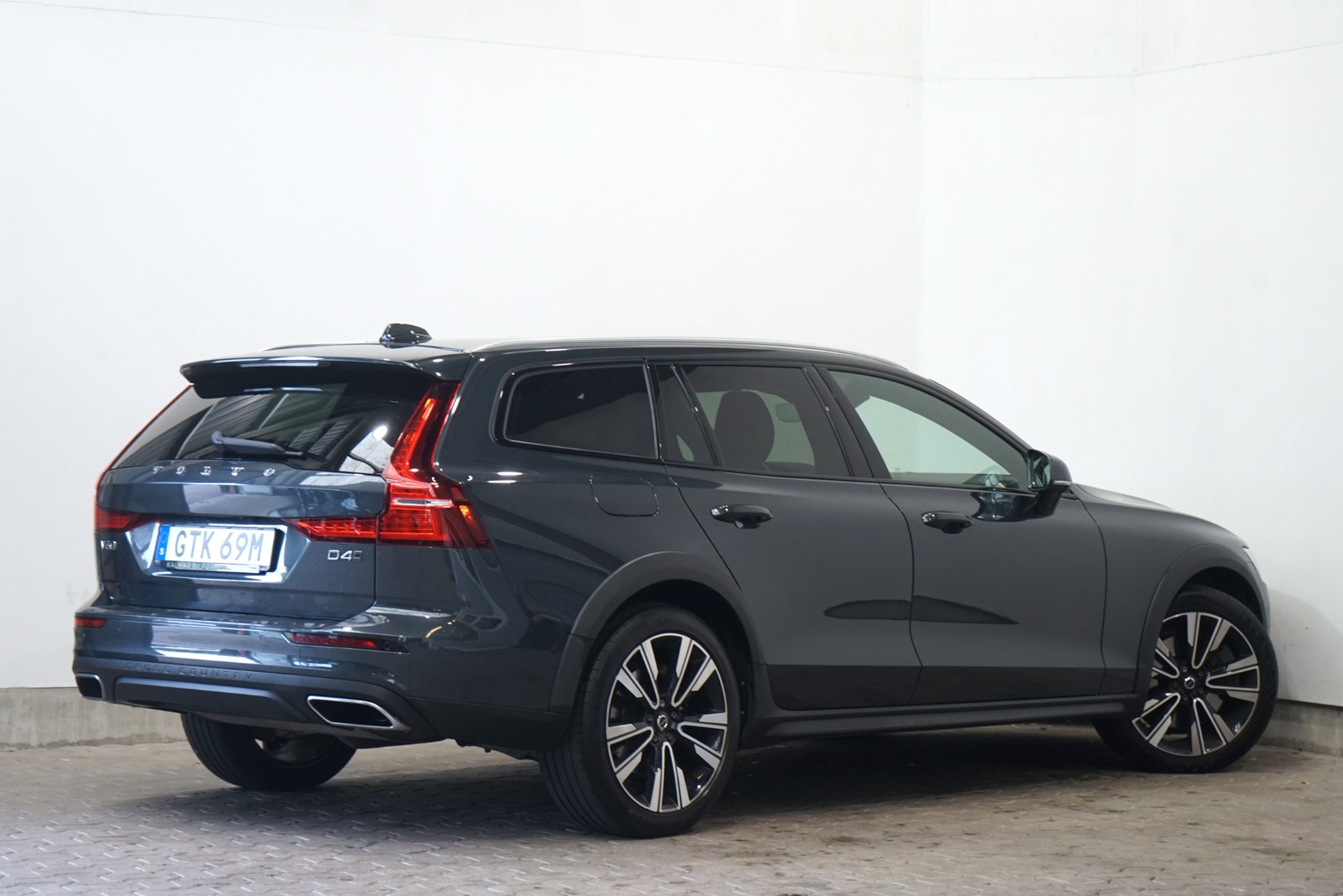 Volvo V60 Cross Country Cross Country D4 AWD 360*kamera Dragkrok Carpl 2020 - miniatyr 4