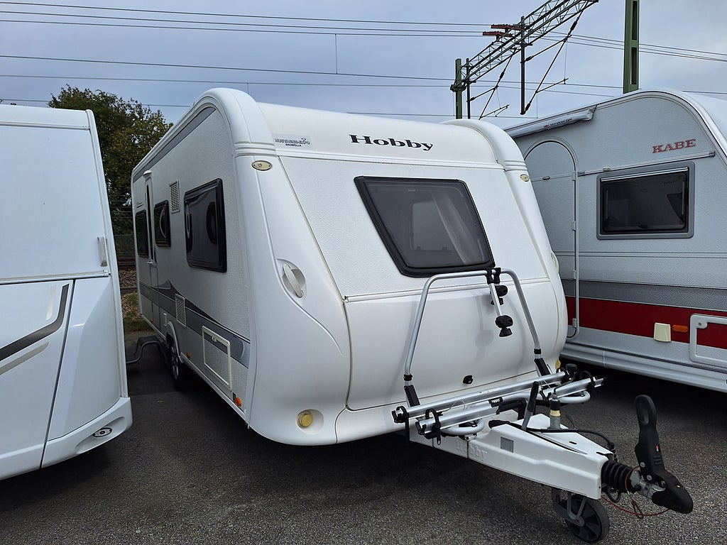 Hobby De Luxe 495 UL Långbädd