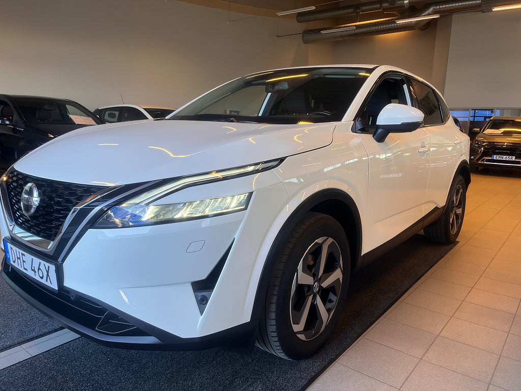 Nissan Qashqai 1.3 DIG-T XTRONIC-CVT N-Connecta Drag S+Vhjul