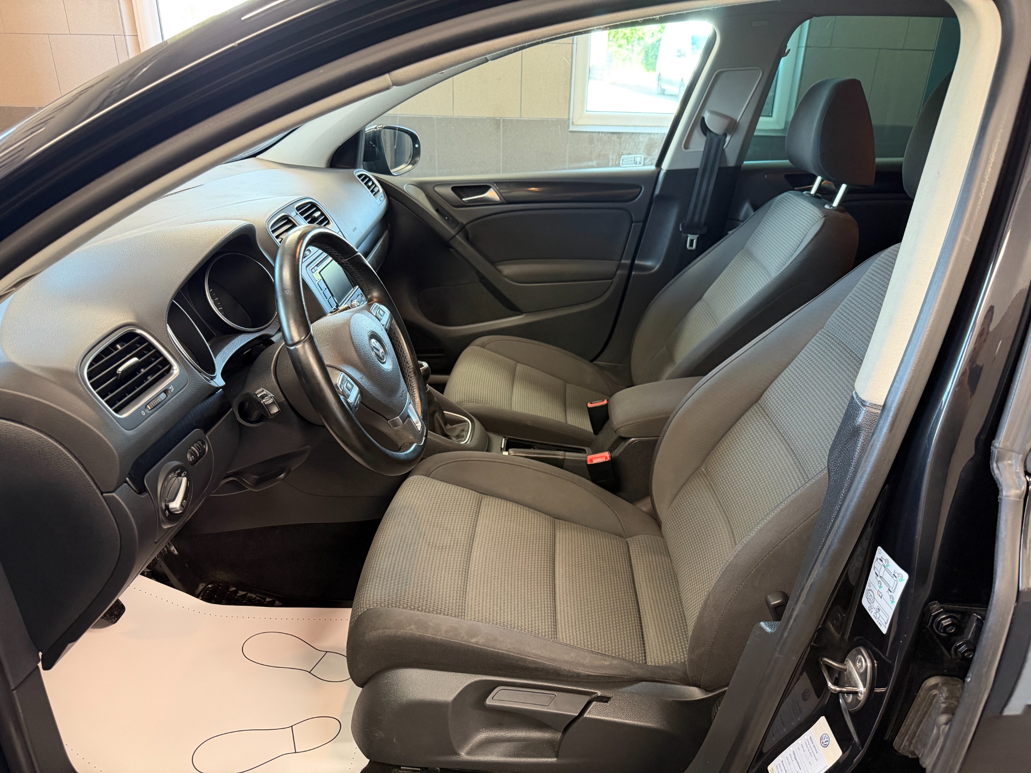 Volkswagen Golf 2011, bild 6/37