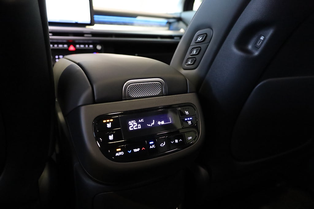 Hyundai IONIQ 9  Essential 110,3 kWh - *Avbetalningskampanj