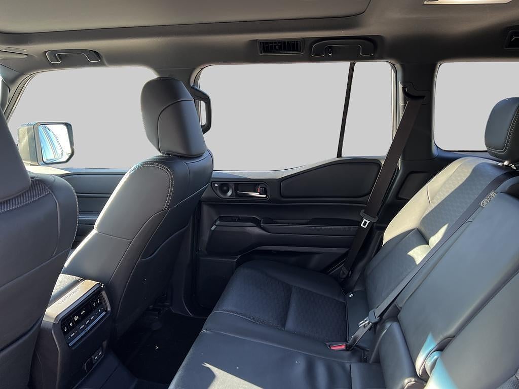 Toyota Land Cruiser 2024 - miniatyr 7