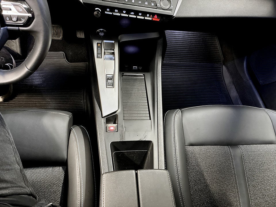 Bild på Peugeot 308 sw Allure Hybrid 145hk Aut B-KAMERA CARPLAY