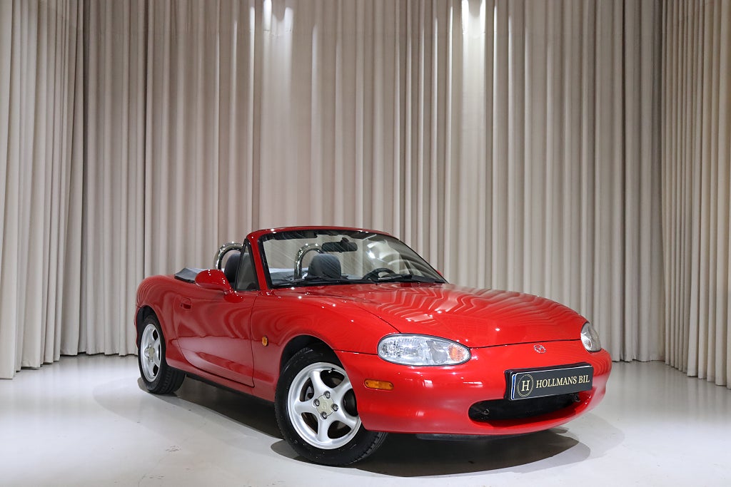 Mazda MX-5 1.6 110HK Cab Kamrembytt Fint skick