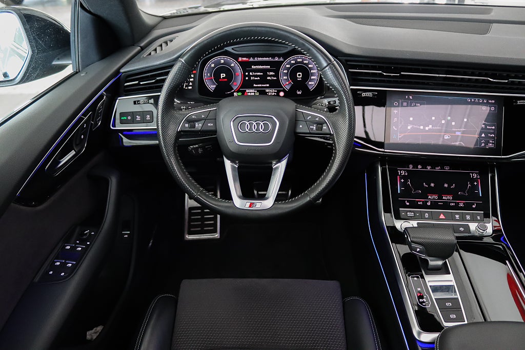 Audi Q8 50 TDI Quattro S Line B&O Panorama Matrix Värmare