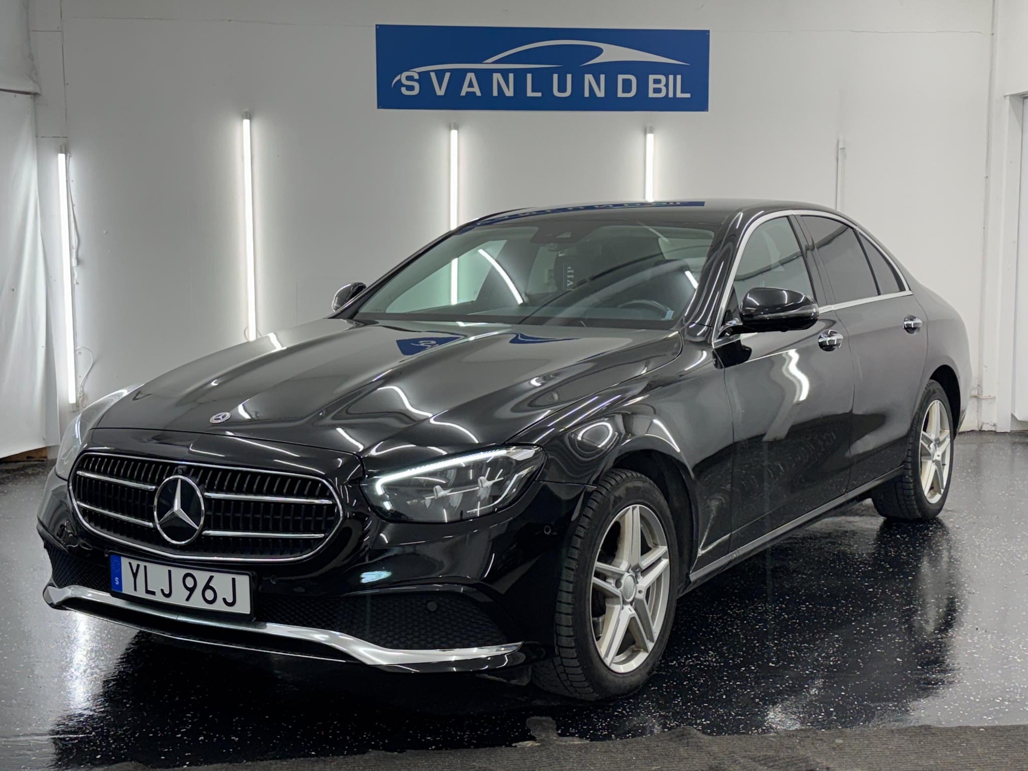 Mercedes-Benz E