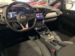 Halvkombi Nissan Leaf 11 av 22