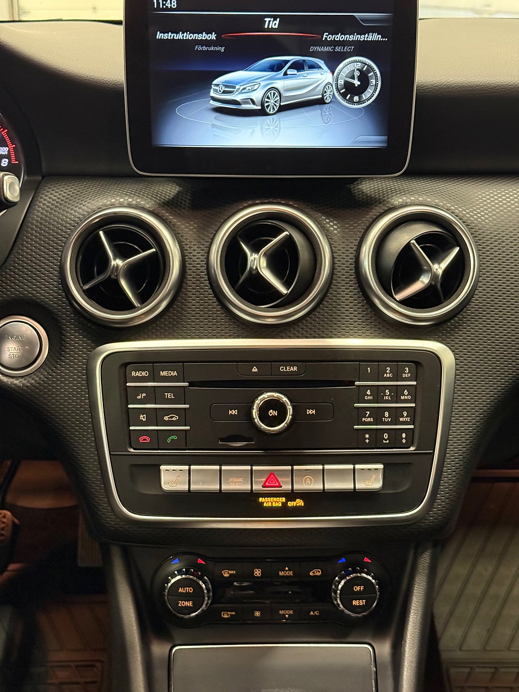 Mercedes-Benz A 180 7G-DCT Style Automat AMG-Line Vinterhjul Hemleverans - miniatyr 11