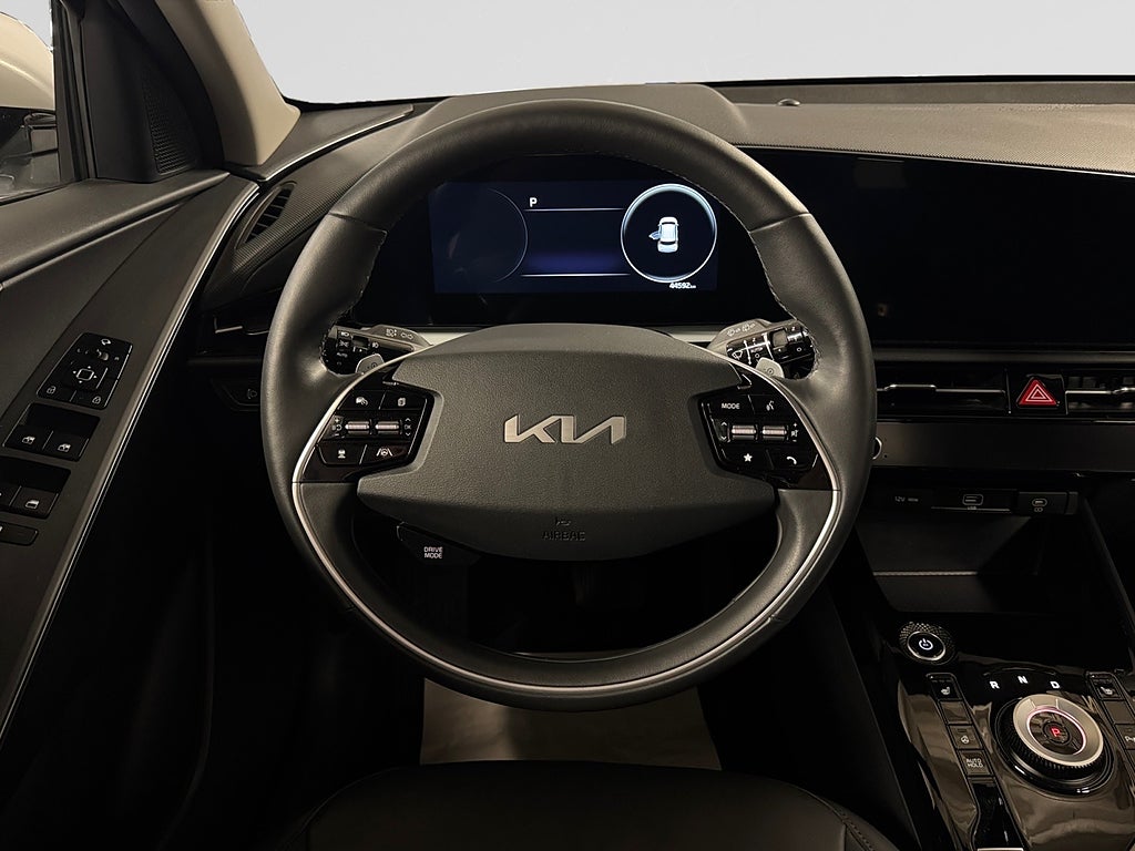 Kia Niro EV 204hk Dragkrok Kamera Sensorer Navi Adp-fart Keyless bild 17