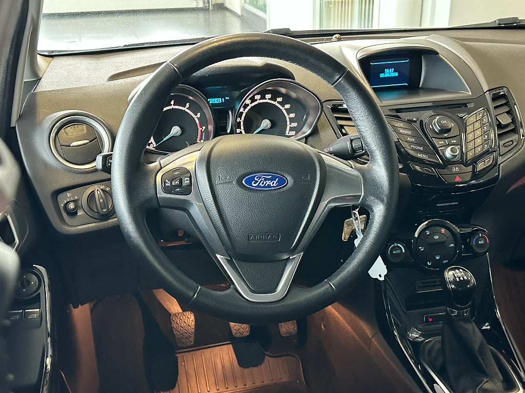 Ford Fiesta 2015 - miniatyr 9