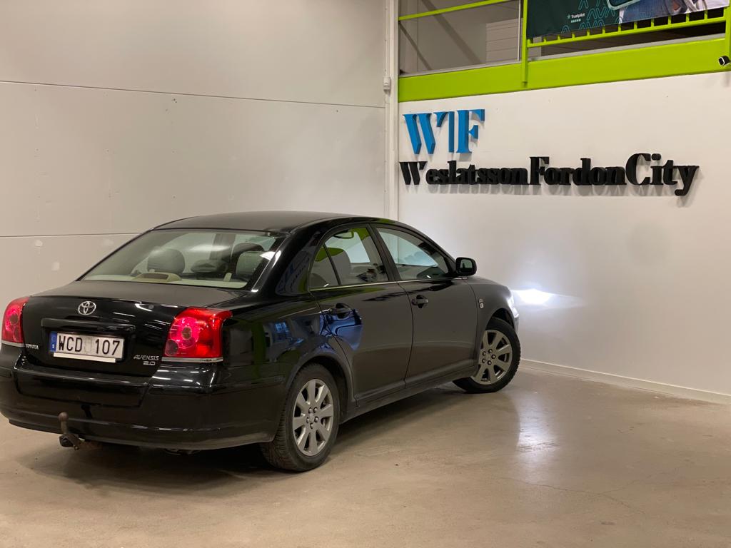 Toyota Avensis Sedan 2.0 D-4D 116hk 2004, bild 4/45