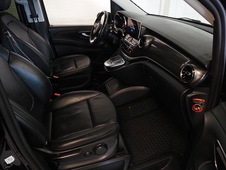 Minibuss Mercedes-Benz V 11 av 24