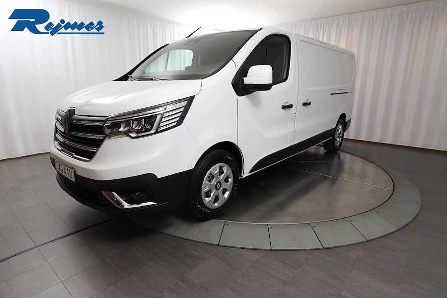 Renault trafic III Skåp PhII Nordic L2H1 150 A (9-växlad) värmare