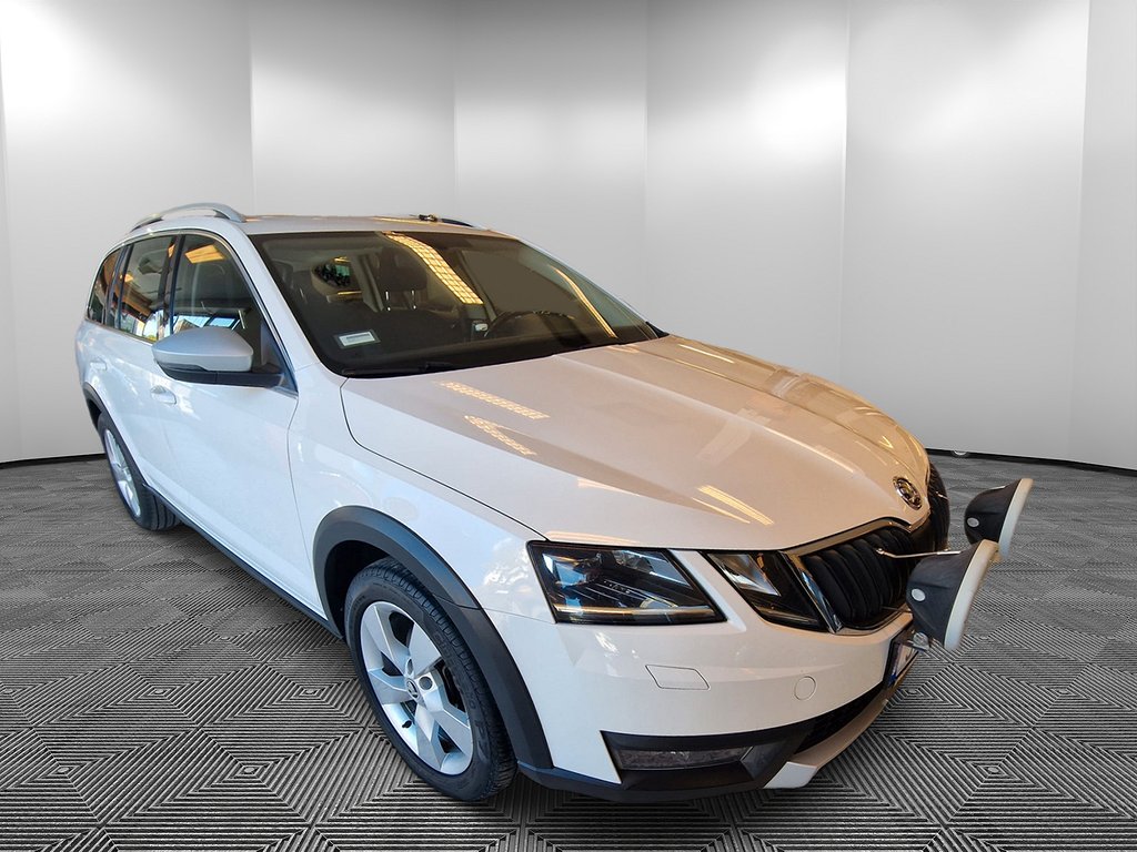 Skoda Octavia Scout 2.0 TDI 4x4 Euro 6 150hk