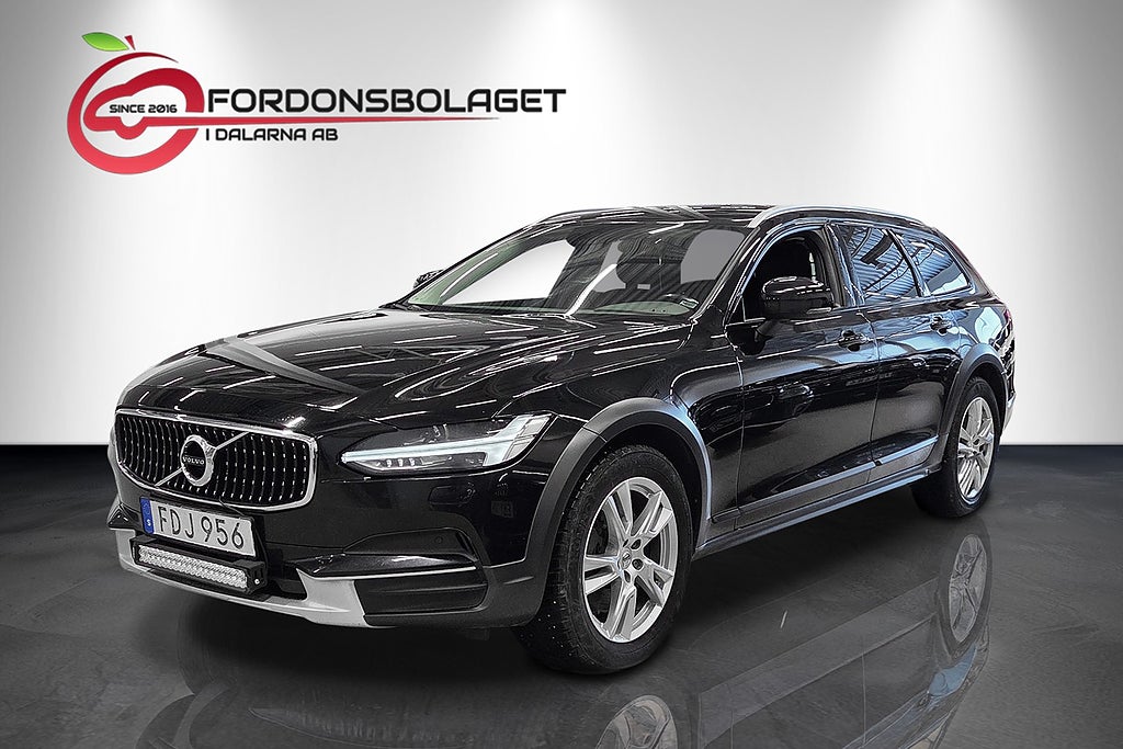 Volvo V90 Cross Country D4 AWD Momentum VOC Drag Värmar Nybes & Nyserv
