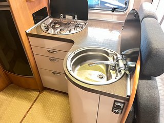 Husbil-halvintegrerad Hobby D 690 GELC 17 av 29
