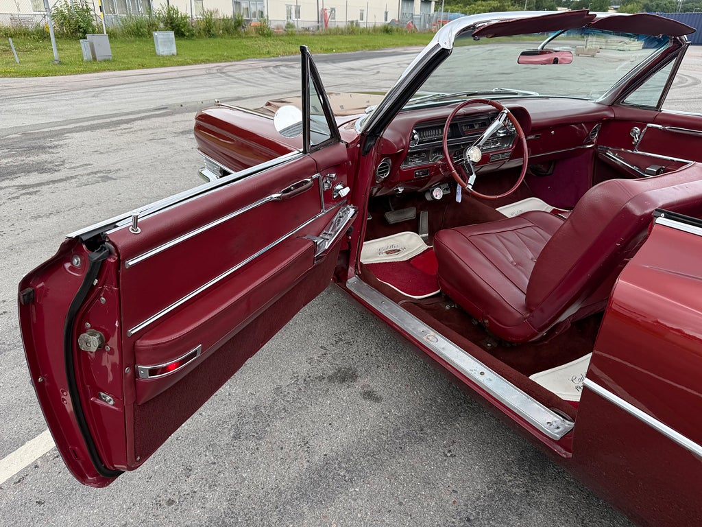 Cadillac Convertible de Ville 7.0 0kr insats 3230kr/mån
