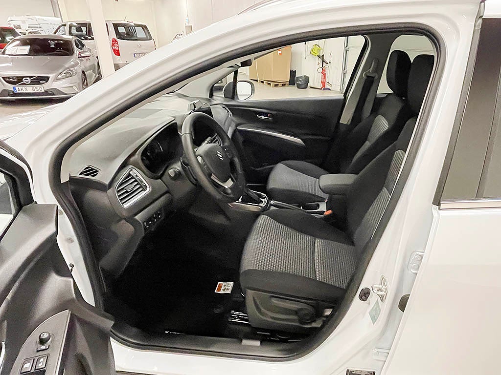 Suzuki S-Cross Nya 1.4T AT Hybrid Select MC