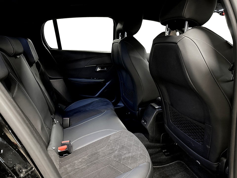 Bild på Peugeot E-208 GT 50kWh 136hk Aut NAV B-KAMERA CARPLAY