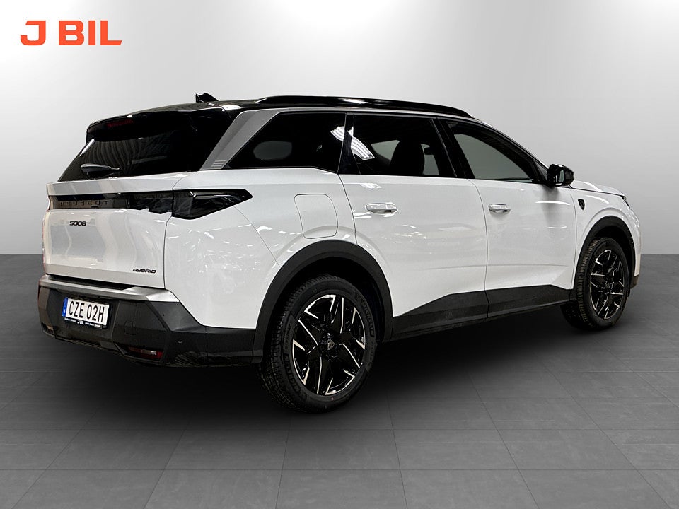 Bild på Peugeot 5008 GT Hybrid 145hk Aut 7-SITS B-KAMERA CARPLAY