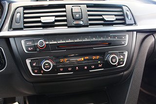 Sedan BMW 320 17 av 20