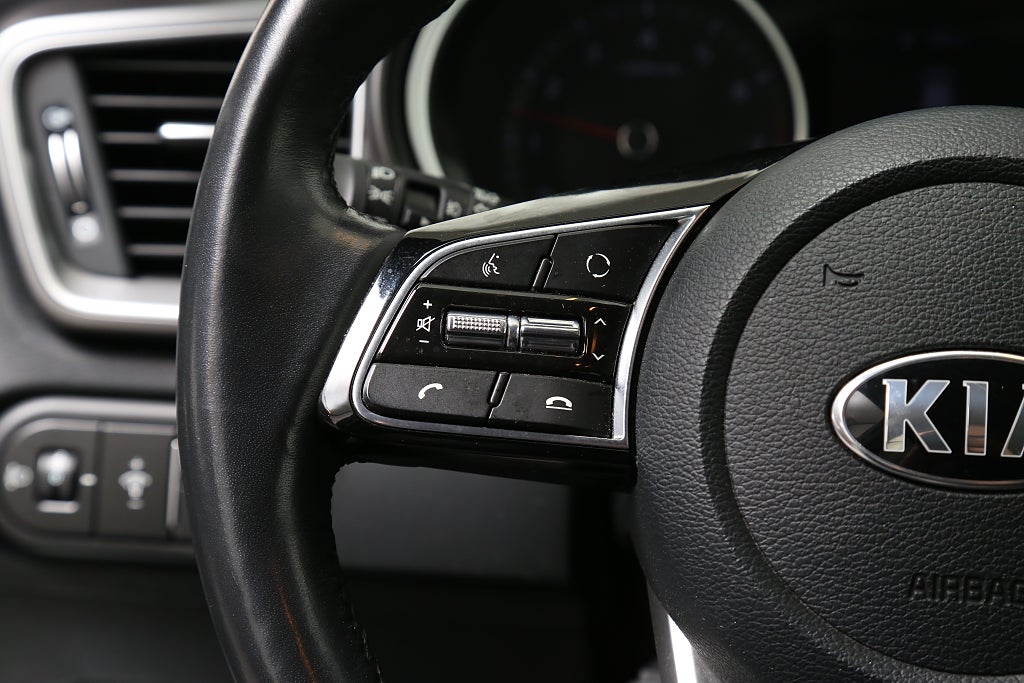 Kia Ceed 1,0 T-GDI 120hk Sportswagon CarPlay Kamera Dragkrok 2019