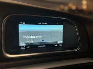 Volvo V40 D2 Momentum 120hk S&V-Hjul/P-värmare/P-sensorer
