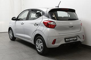 Halvkombi Hyundai i10 3 av 22