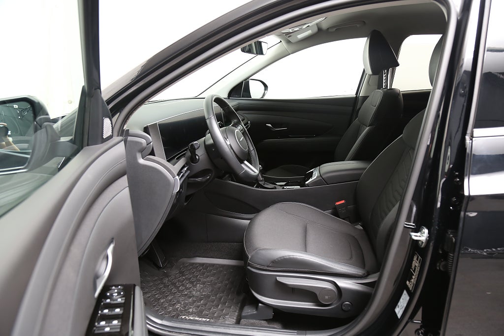 Hyundai Tucson 1.6 T-GDI DCT Essential | Moms 2025