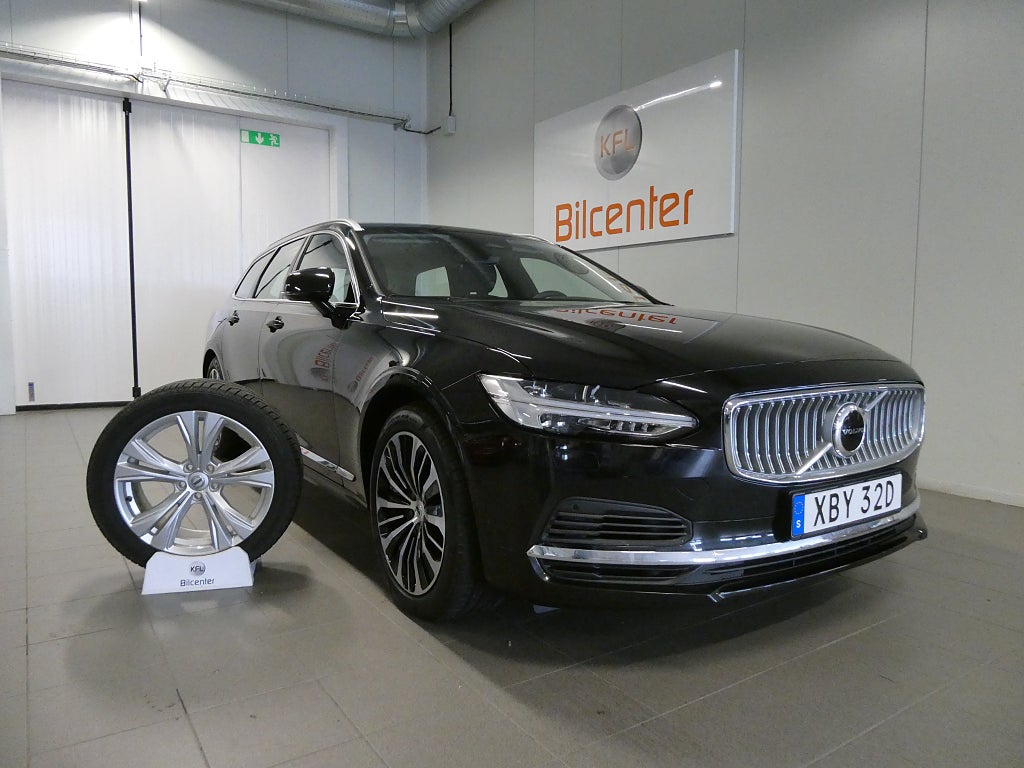 Volvo V90 T6 Plug-In Hybrid AWD Core Edition Drag-Kamera-Värm-SoV
