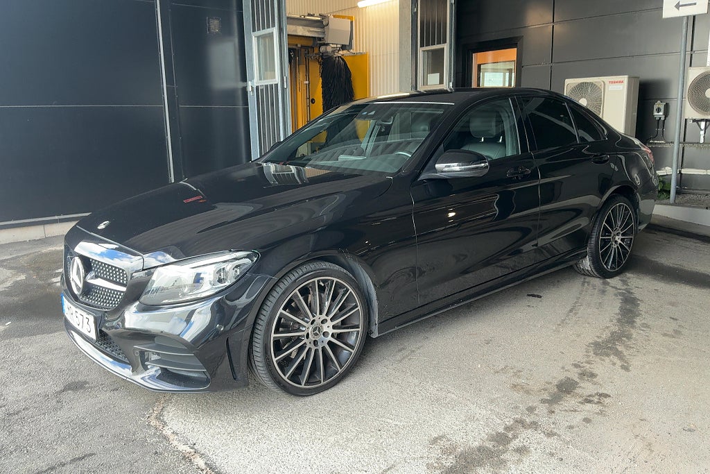 Mercedes-Benz C200 4Matic AMG Line / Värmare, CarPlay