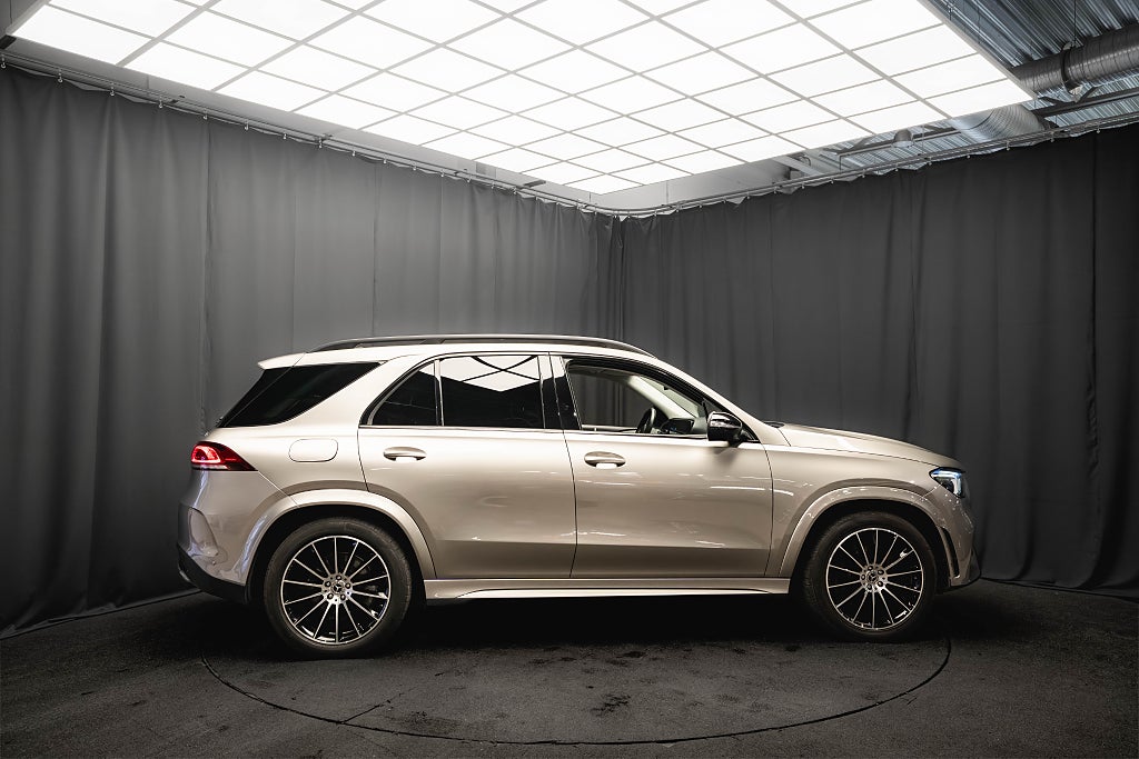 Mercedes-Benz GLE 350 de 4M AMG PANO LUFT BUR 21'' DRAG MINNE 1ÄGARE MOMS