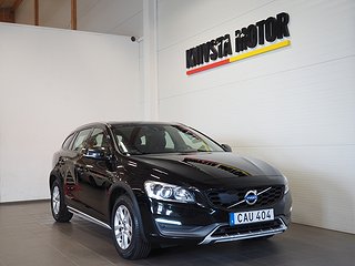 Kombi Volvo V60 Cross Country