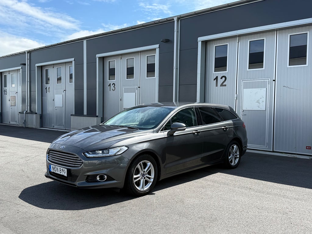 Ford Mondeo Kombi 2.0 TDCI ** Automat ** Ny servad 