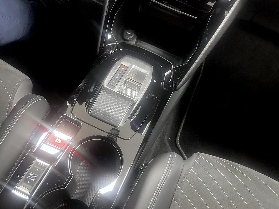 Bild på Peugeot 2008 GT 1.2 PT 130hk Aut B-KAMERA CARPLAY