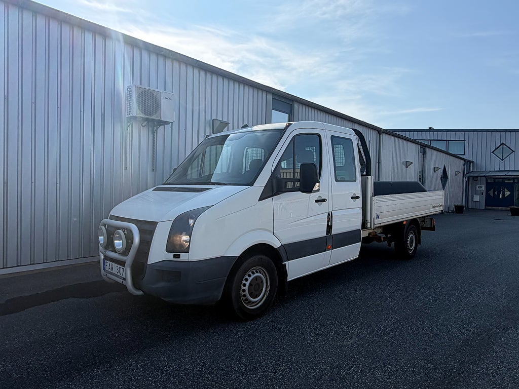 Volkswagen crafter Double Cab 35 2.5 6-vxl Flak 6-sits MOMS D-värmare