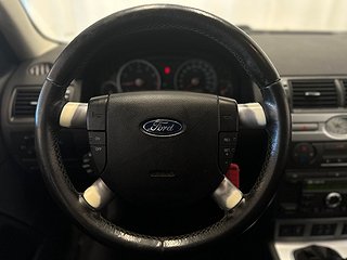 Ford Mondeo Kombi 2.0 Futura 145hk/Drag/MoK-värmare/SoV-hjul